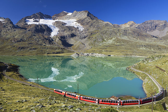 austria-bernina-express-lake