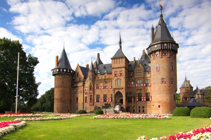 netherlands-haarzuilens-castle-view