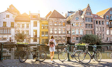 discovereu-girl-in-Gent-Belgium