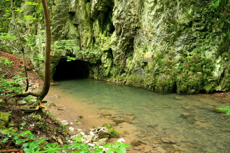     Grotte du Karst morave  