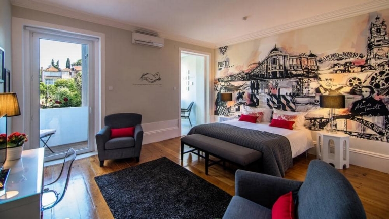 Prenota una camera privata per una sistemazione più lussuosa.