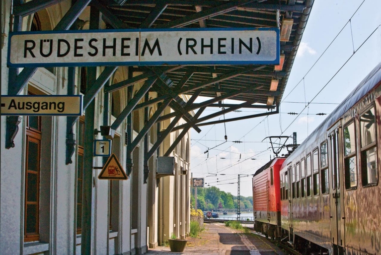 Rüdesheim Station Germany