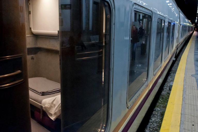 Treno Lusitania in stazione