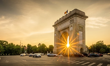 romania-bucharest-arc-de-triomphe-at-sunset